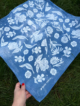 Load image into Gallery viewer, Wildflowers Scarf # 14