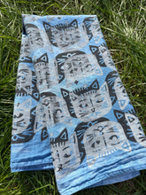 Load image into Gallery viewer, Cat Scarf # 6