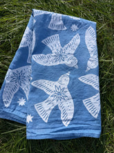 Load image into Gallery viewer, Bird Scarf # 3