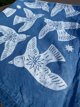 Load image into Gallery viewer, Bird Scarf # 4