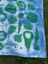 Load image into Gallery viewer, Veggie Scarf # 5