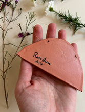 Load image into Gallery viewer, Side Eye Face # 1 - Clay Wall Hanging