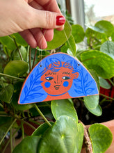 Load image into Gallery viewer, Side Eye Face # 1 - Clay Wall Hanging