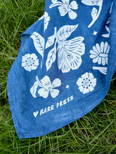 Load image into Gallery viewer, Wildflowers Scarf # 2
