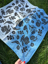 Load image into Gallery viewer, Wildflowers Scarf # 21
