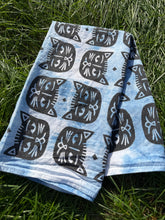 Load image into Gallery viewer, Cat Scarf # 1

