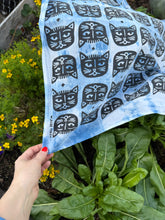Load image into Gallery viewer, Cat Scarf # 1
