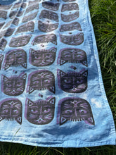 Load image into Gallery viewer, Cat Scarf # 7

