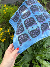Load image into Gallery viewer, Cat Scarf # 7
