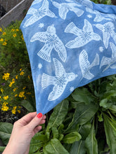 Load image into Gallery viewer, Bird Scarf # 4
