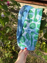 Load image into Gallery viewer, Veggie Scarf # 5
