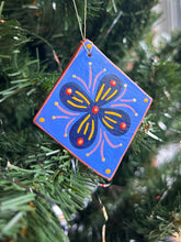 Load image into Gallery viewer, Clay Diamond Ornament #14
