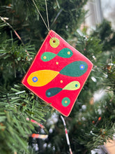 Load image into Gallery viewer, Clay Diamond Ornament #5
