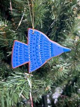 Load image into Gallery viewer, Clay Bird Ornament #17
