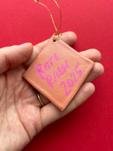 Load image into Gallery viewer, Clay Diamond Ornament #43
