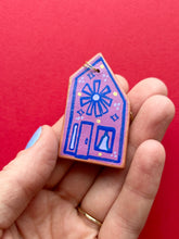 Load image into Gallery viewer, Clay House Ornament #143
