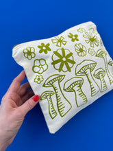 Load image into Gallery viewer, Handpainted Zipper Pouch #18
